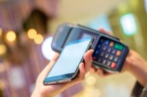 日本でも3割超えと急速に進むキャッシュレス化　その反動と戸惑いの声