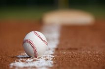 戦力外になった元プロ野球選手「セカンドキャリアの難しさ」と「支援企業の試み」