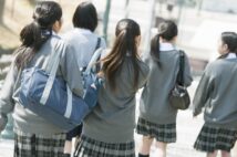わが母校の珍校則&名物教師エピソードを紹介!