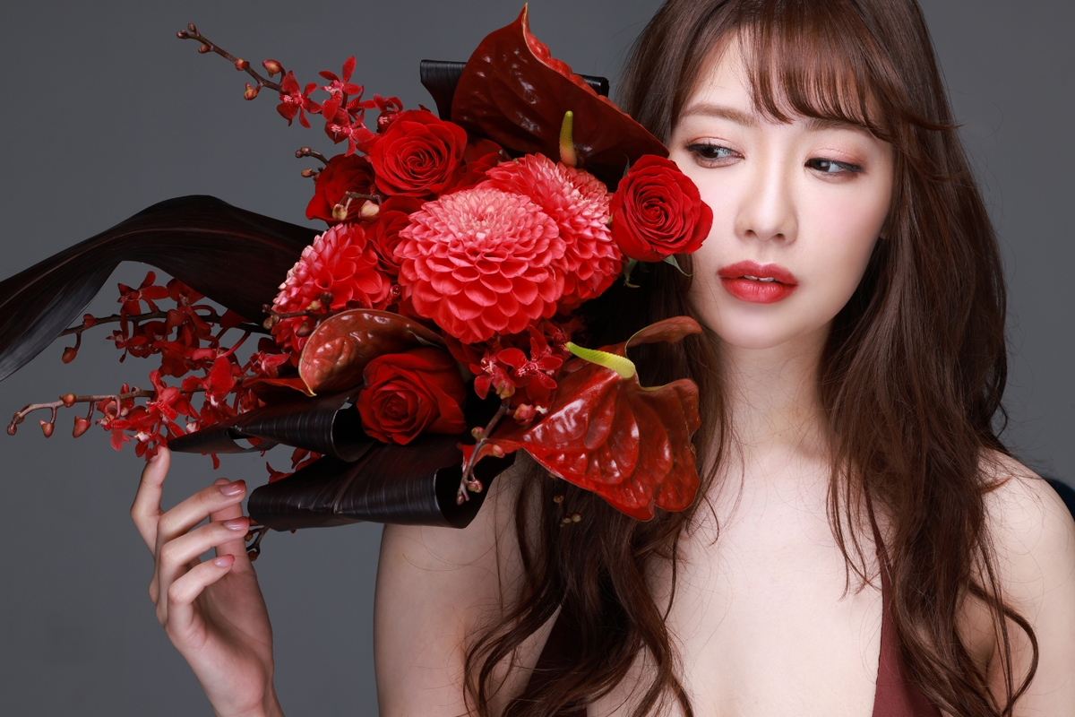 安齋らら　写真集　あいさつ文あり　安斎らら