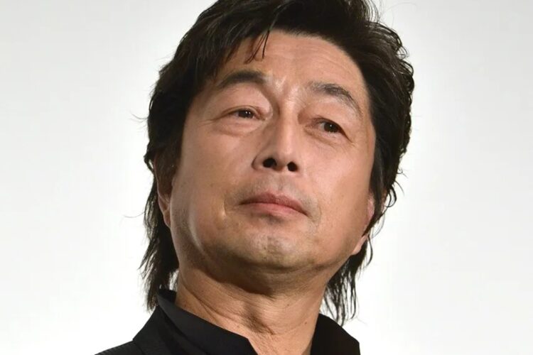 大の拓郎ファンである俳優・歌手の中村雅俊（時事通信フォト）