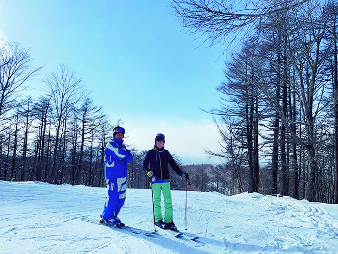 スキーは子供のころからやっていたが、大人になってからはモーグルにのめり込んでおり、シーズン中は栃木県のホームゲレンデに足繁く通っている