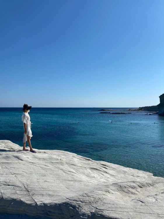 7月の気温は35℃ほどだが、水温は5℃程度。かなり冷たい