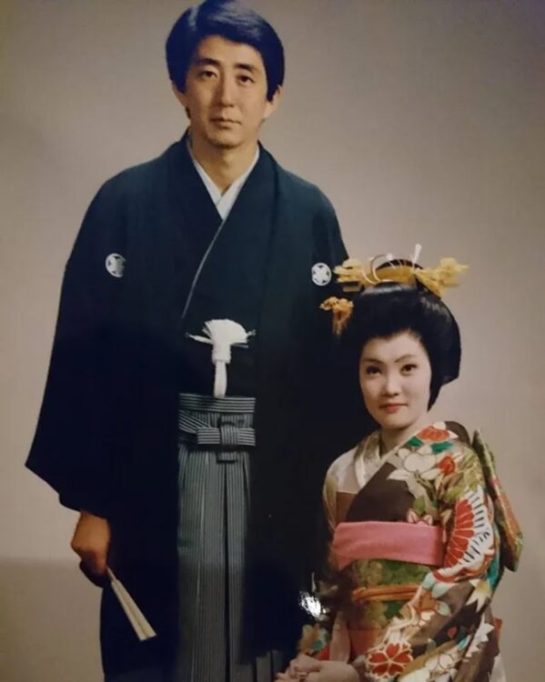 安倍晋三氏と昭恵さんは1987年に結婚（昭恵さんのインスタグラムより）