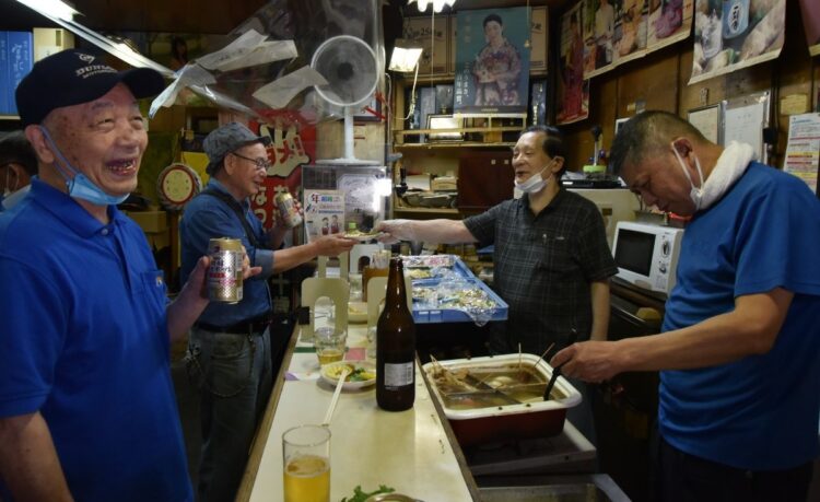 昔ながらの商店街で長く歴史を刻んできた重みと温かさが溢れる店