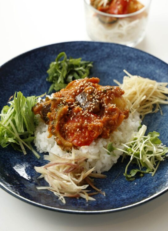 東大スパイス部の「薬味香るヘルシー夏野菜和カレー」