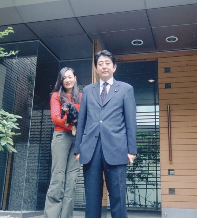 富ヶ谷の自宅に新婚当時から住んでいた安倍晋三氏と昭恵さん