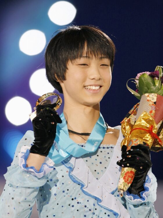 ジュニアGPファイナル逆転優勝（2009年12月。写真／共同通信社）