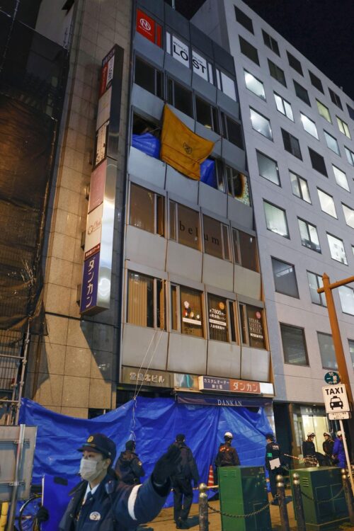 昨年末、大阪市北区の心療内科が放火され、26人が亡くなった（写真／共同通信社）