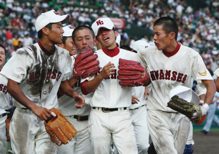 2009年、サヨナラ本塁打で敗れた関西学院（時事通信フォト）