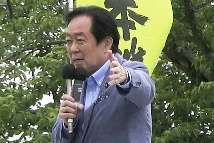 比例でトップ当選を果たした石井章氏に浮上した“税金還流疑惑”（写真／共同通信社）