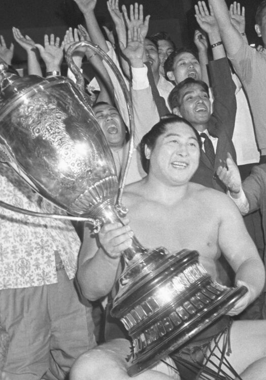 1969年7月場所で優勝した清國（写真／共同通信社）