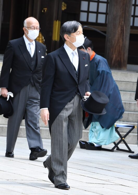 明治天皇が亡くなって110年のご参拝（写真／JMPA）