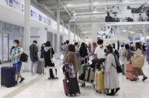 久しぶりの「夏の旅行」に暗い影 旅先でコロナ感染・発症の悲惨シナリオも
