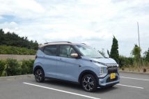 売れ行き好調の「三菱eKクロスEV」「日産サクラ」　近距離移動をラクにする軽EVの魅力