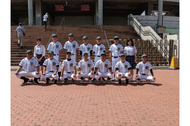 2022年の夏の大会に臨んだ「わせがく」の野球部の生徒たち