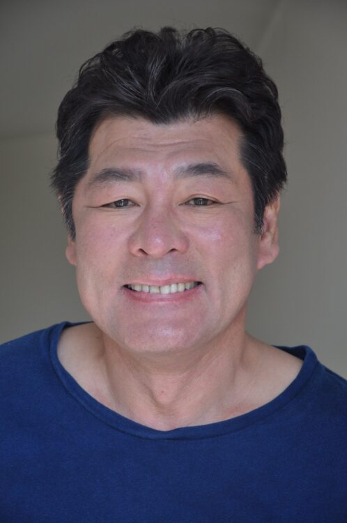 赤井は酔うと『サライ』を熱唱する