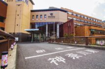 なぜこんなところに……、という県境を巡る（写真は静岡と神奈川）