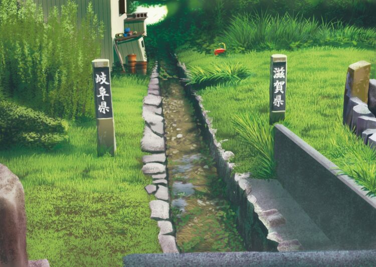 岐阜県⇔滋賀県：寝物語の里／水路の幅は50cmほど。周囲は宿場町の風情が残る