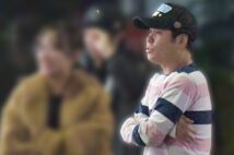 お相手の女性とデートをする井上(2019年11月撮影)