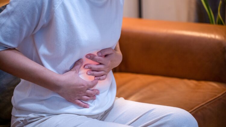 むくみは「胃」にも表れるという（写真／GettyImages）