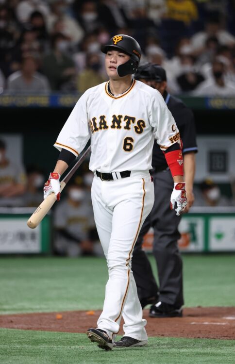 巨人・坂本勇人選手の今後はどうなる（時事通信フォト）