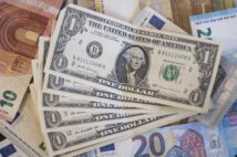 米国経済に懸念されるドル高の副作用 貿易赤字拡大、対中強硬策の無効化も