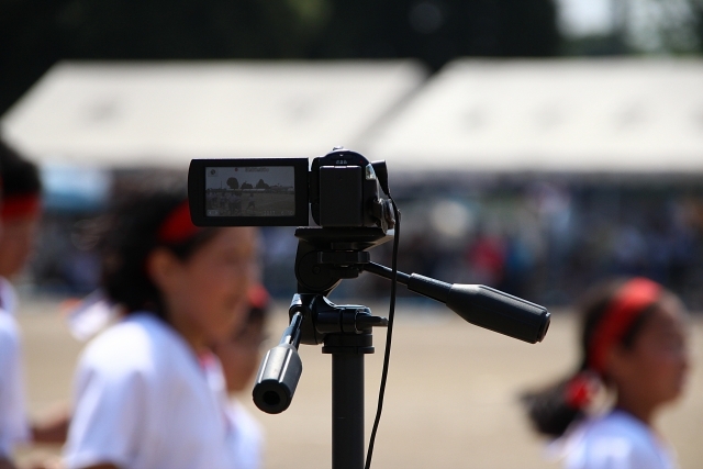 デジカメ、ビデオカメラでの撮影はOKというケースも