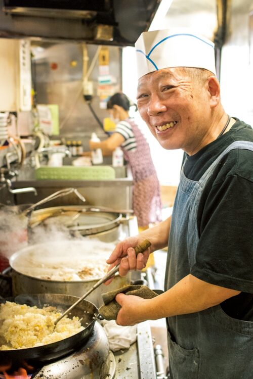 光栄軒店主の浅見寛さん