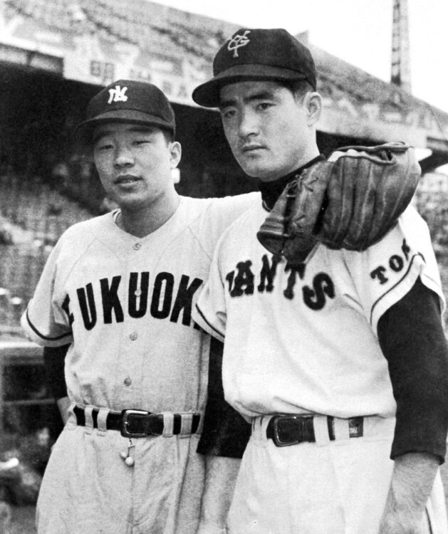 長嶋茂雄（右）と稲尾和久（写真／共同通信社）