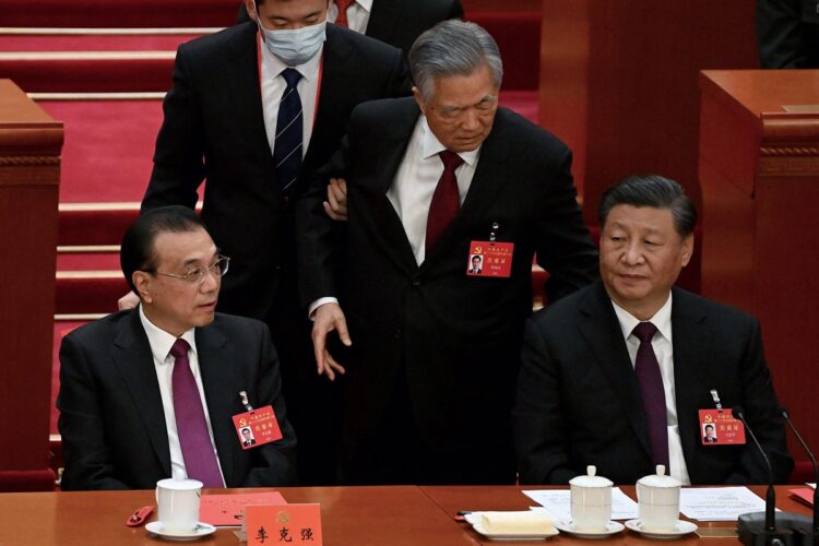 上から胡錦濤、習近平、李克強（写真／AFP＝時事）