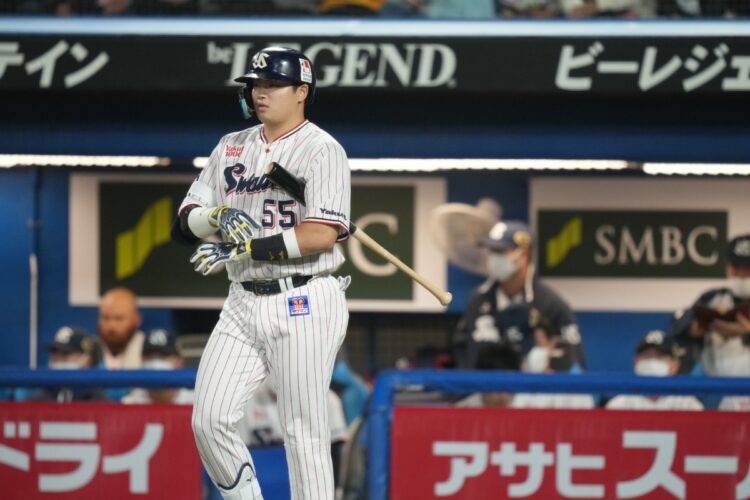 オリックス投手陣からの徹底マークに苦しめられた村上宗隆（写真：JMPA／藤岡雅樹）