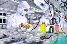 スマホはもはや成熟産業 中国電子部品メーカーが新エネルギー自動車向けへのシフト加速