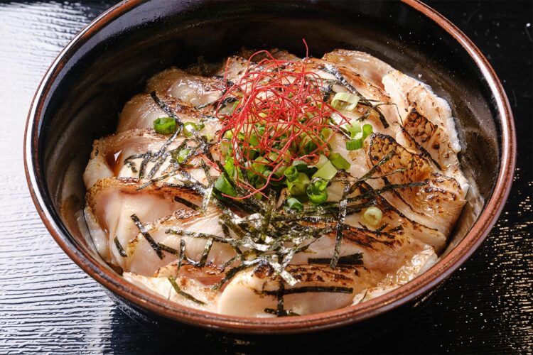 脂たっぷり！　のどぐろ炙り丼