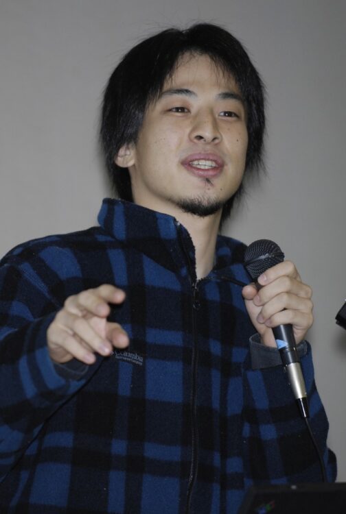 巨大掲示板「2ちゃんねる」管理人だった当時の「ひろゆき」こと西村博之氏。2007年(時事通信フォト)