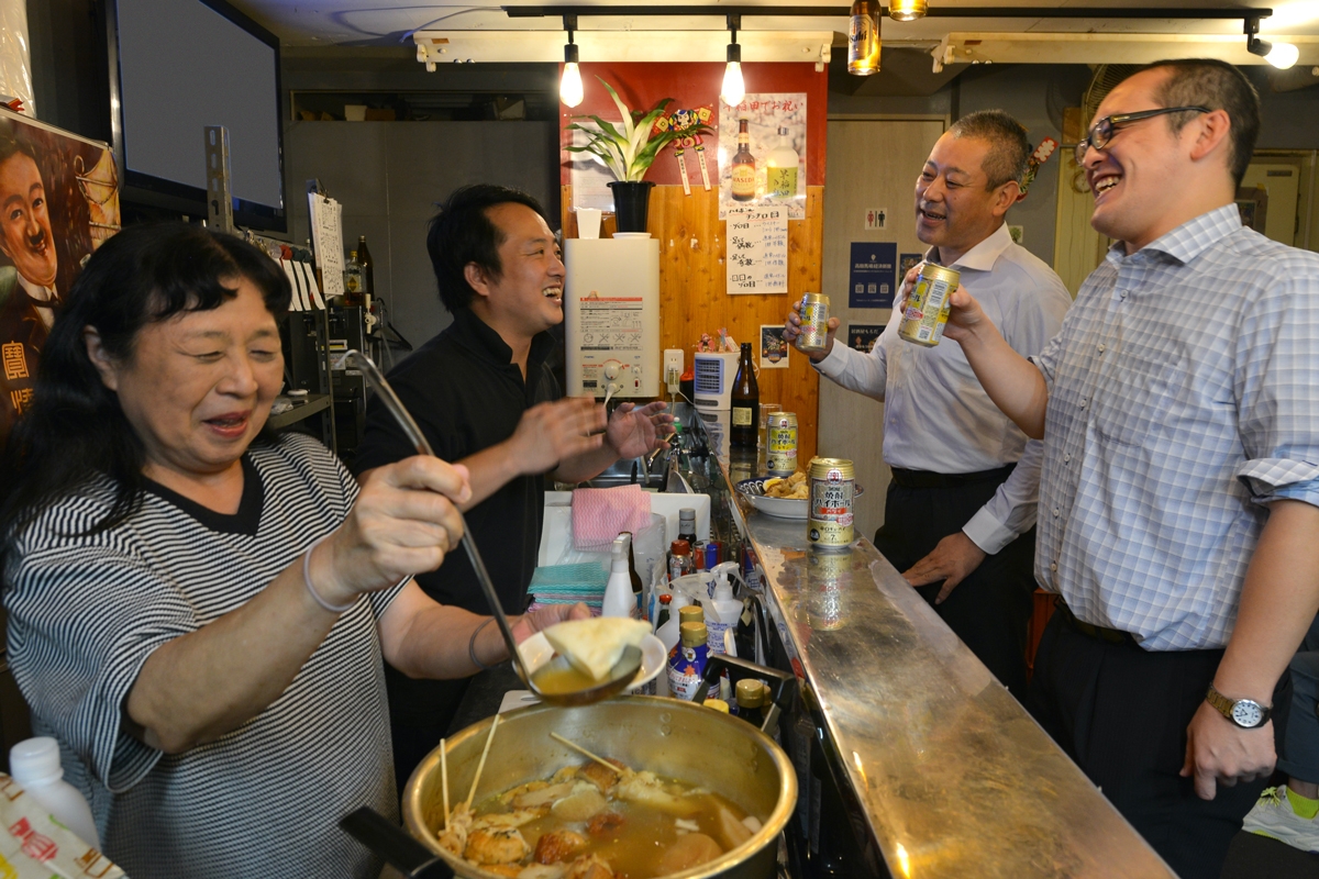 「早大卒業生と店主の絆に胸を打たれた」という常連客も通う