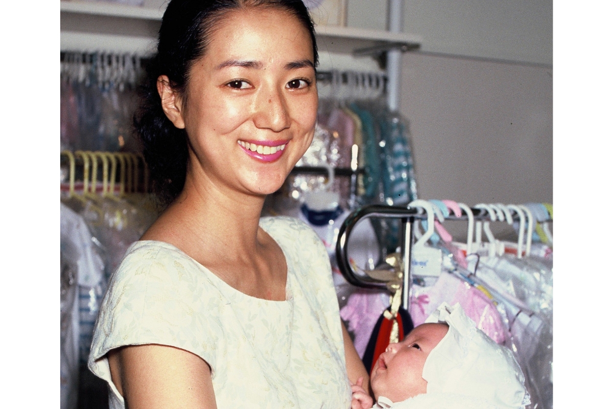 愛娘　裸 追悼》「ベビーシッターをやるのもいいな」松原千明さんが愛娘・すみれと思い描いた“理想の老後”｜NEWSポストセブン