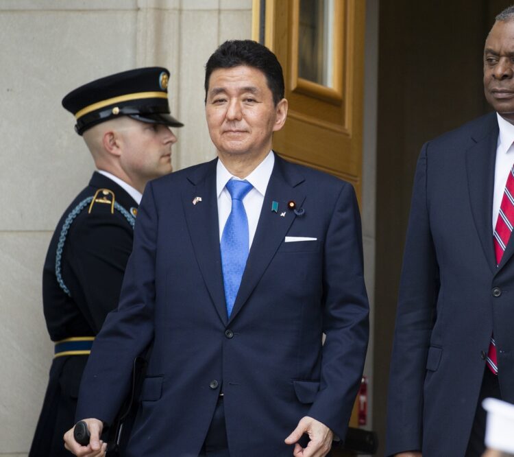 自民党の岸信夫氏（写真／EPA＝時事）