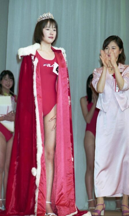 2000年1月、「東宝シンデレラ」オーディションでグランプリに選ばれる（写真／産経新聞社）