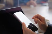 荒稼ぎするFX投資家たち 円安相場で「今年すでに2億円利益」、為替介入を利用する巧者も