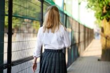 「金髪にしたら痴漢が激減」 女性たちが髪の毛を染めて実感した“思わぬ効果”