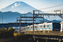 「小田急線」沿線、家賃相場が安い駅ランキング！ 2022年版