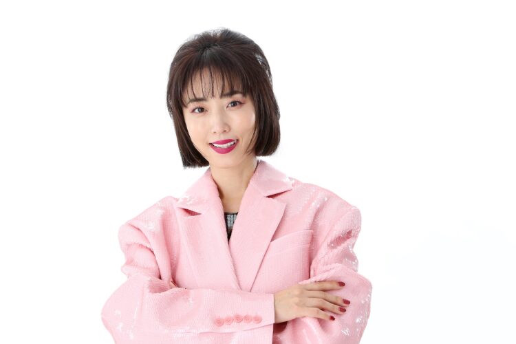 自らプロデューサーを務めるドラマに美容のカリスマ役で出演するMEGUMI (c)「完全に詰んだイチ子はもうカリスマになるしかないの」製作委員会