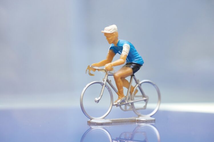 ロードレースの自転車の人形（ベルギー）