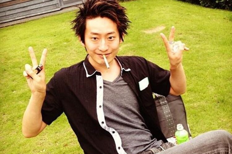 訴えられた谷氏(Facebookページより)