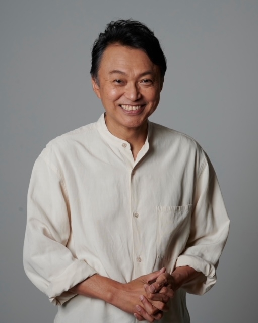 相島一之さんは1987年に三谷幸喜が主宰する劇団、東京サンシャインボーイズに参加