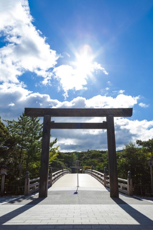 伊勢神宮（写真／アフロ）