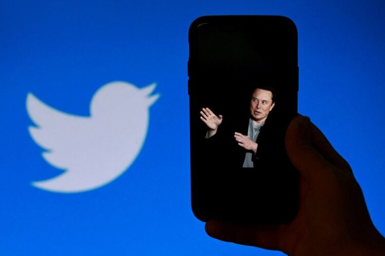 実業家イーロン・マスクがTwitter買収を決めたのは、自分のアカウントが凍結されたことがきっかけだったと言われている（AFP＝時事）