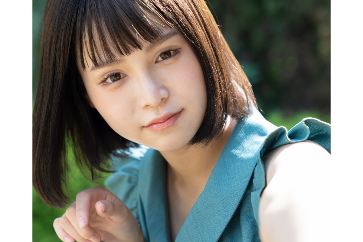 グラドルからセクシー女優に転身の日向かえで 夢はひそかに、たわわに…｜NEWSポストセブン