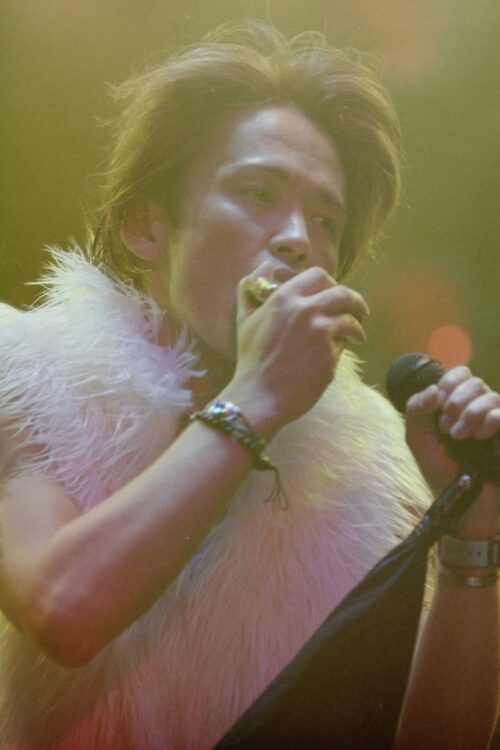 翌1995年に解散した光GENJI（写真はバースデーライブ時の諸星）